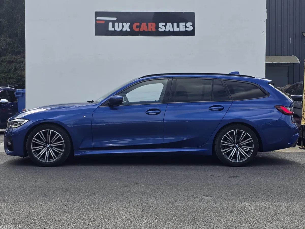 BMW 3-Series Estate/Jeep, Diesel, 2022, Blue