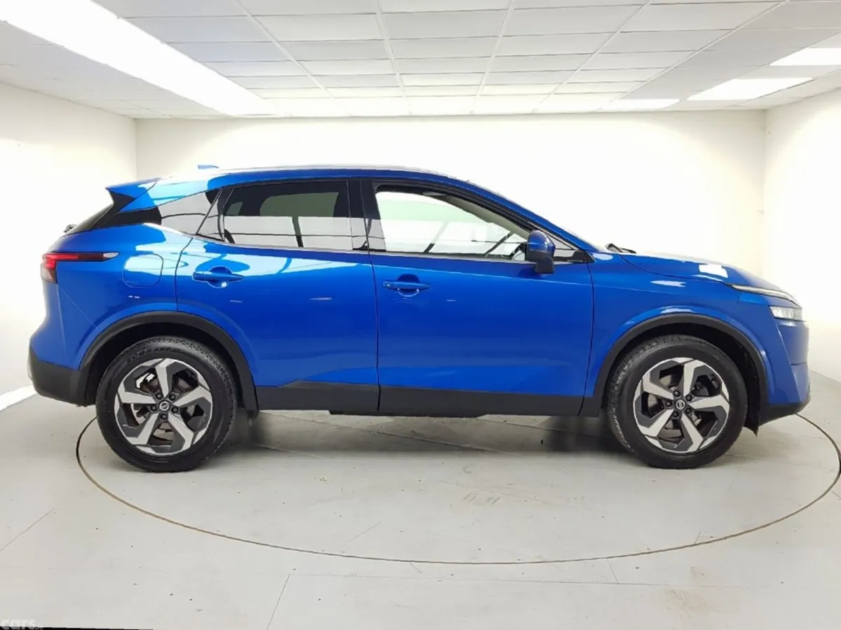 Nissan Qashqai MPV, Petrol, 2022, Blue
