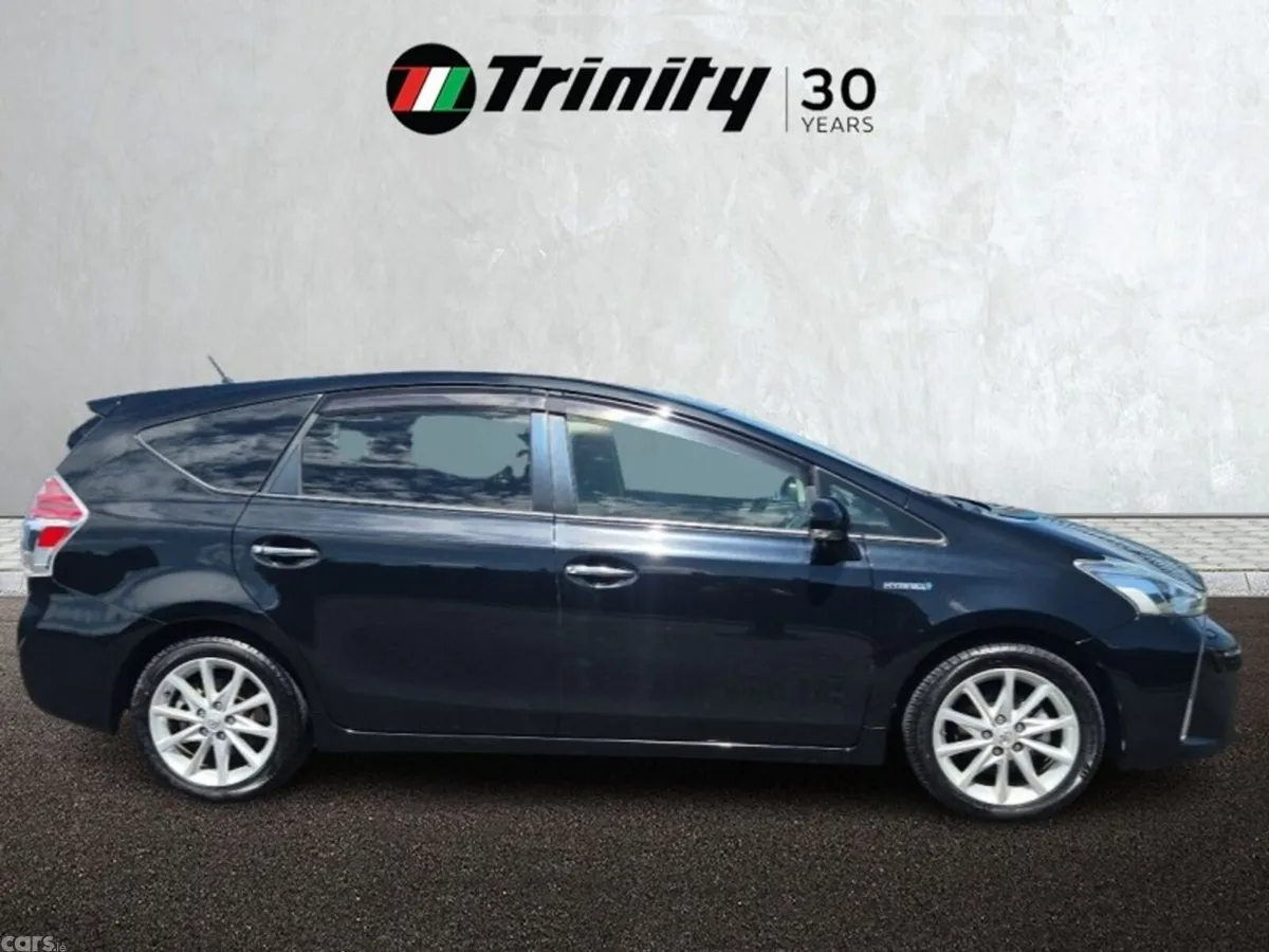Toyota Prius MPV, Petrol Hybrid, 2019, Black