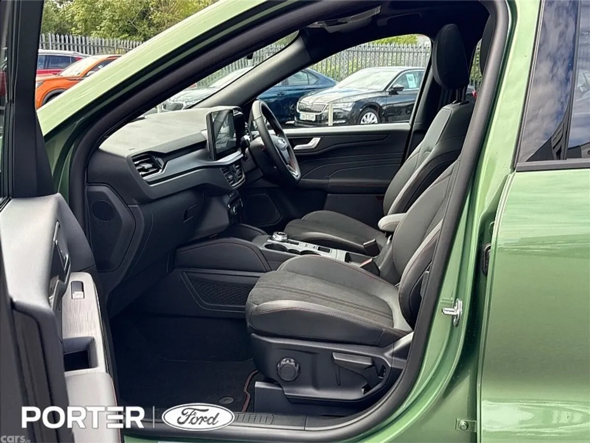 Ford Kuga SUV, Petrol Plug-in Hybrid, 2026, Green