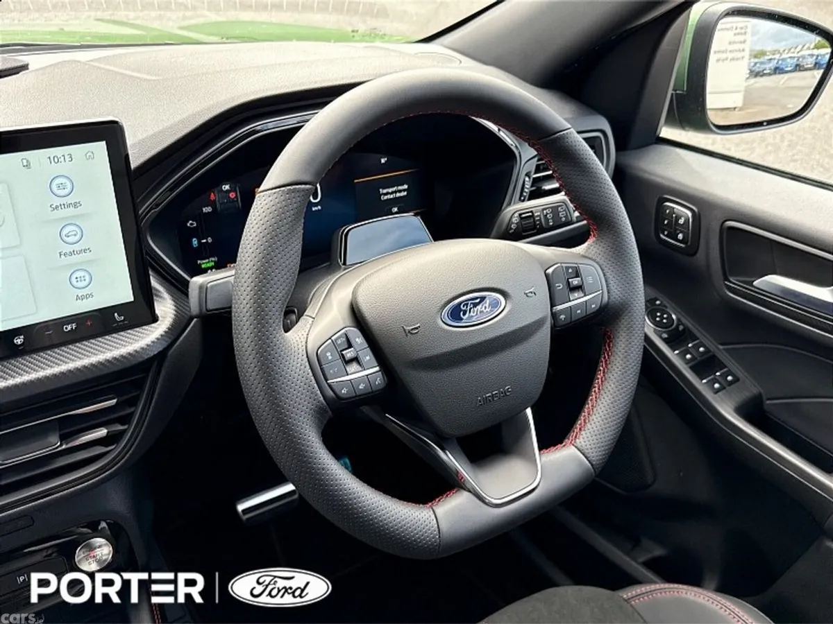 Ford Kuga SUV, Petrol Plug-in Hybrid, 2026, Green
