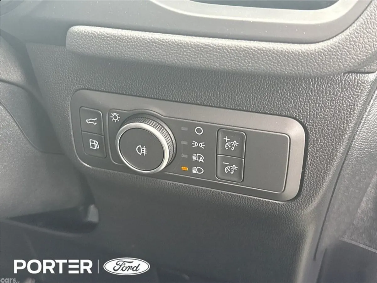 Ford Kuga SUV, Petrol Plug-in Hybrid, 2026, Green