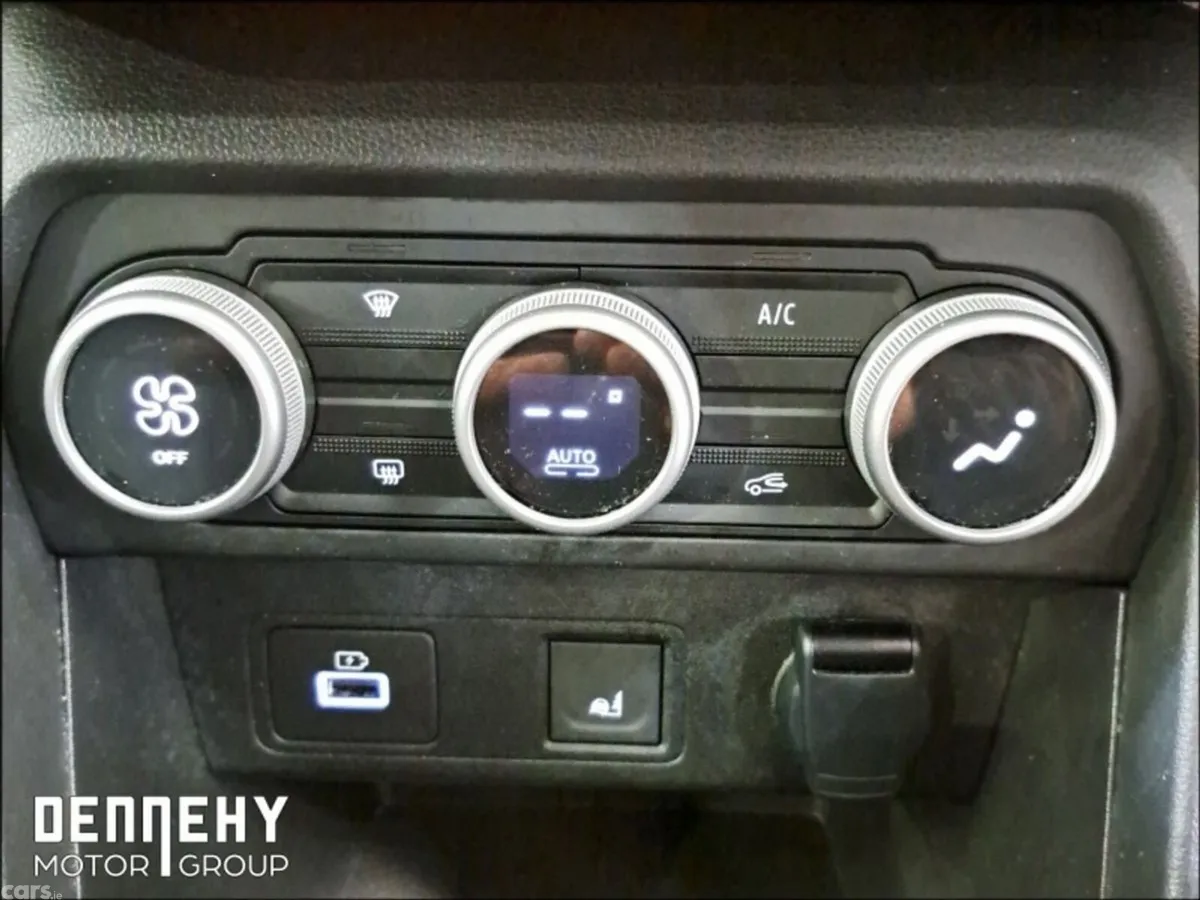 Dacia Sandero Stepway Hatchback, Petrol, 2023, Grey