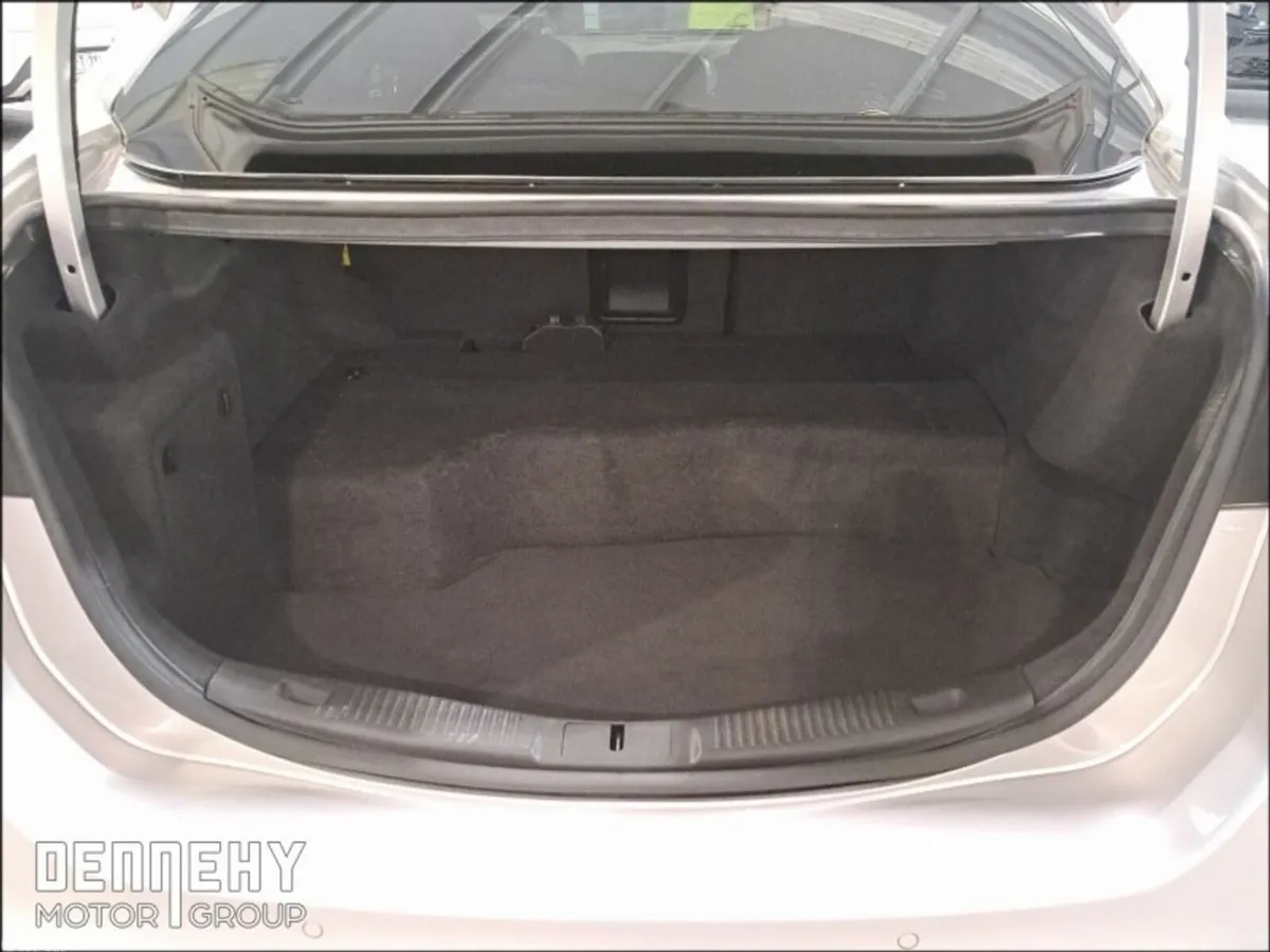 Ford Mondeo Saloon, Petrol Hybrid, 2020, Silver