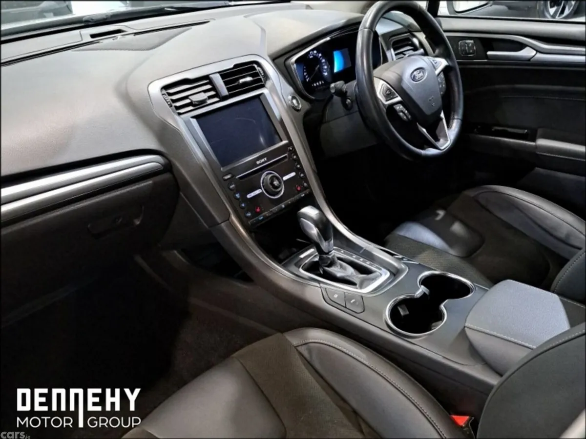 Ford Mondeo Saloon, Petrol Hybrid, 2020, Silver