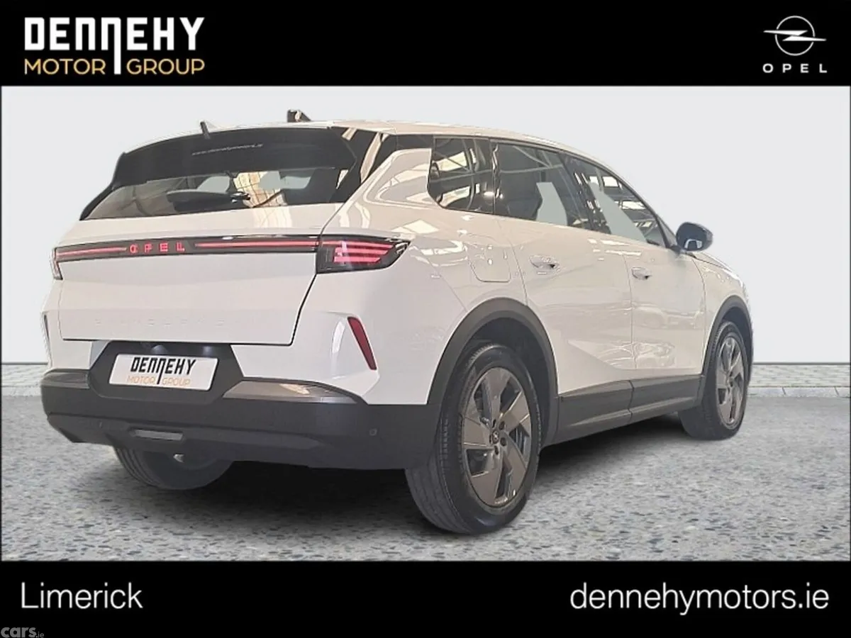 Opel Grandland SUV, Petrol Hybrid, 2026, White
