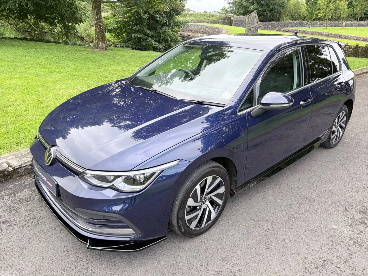 Volkswagen Golf Hatchback, Petrol Plug-in Hybrid, 2023, Blue
