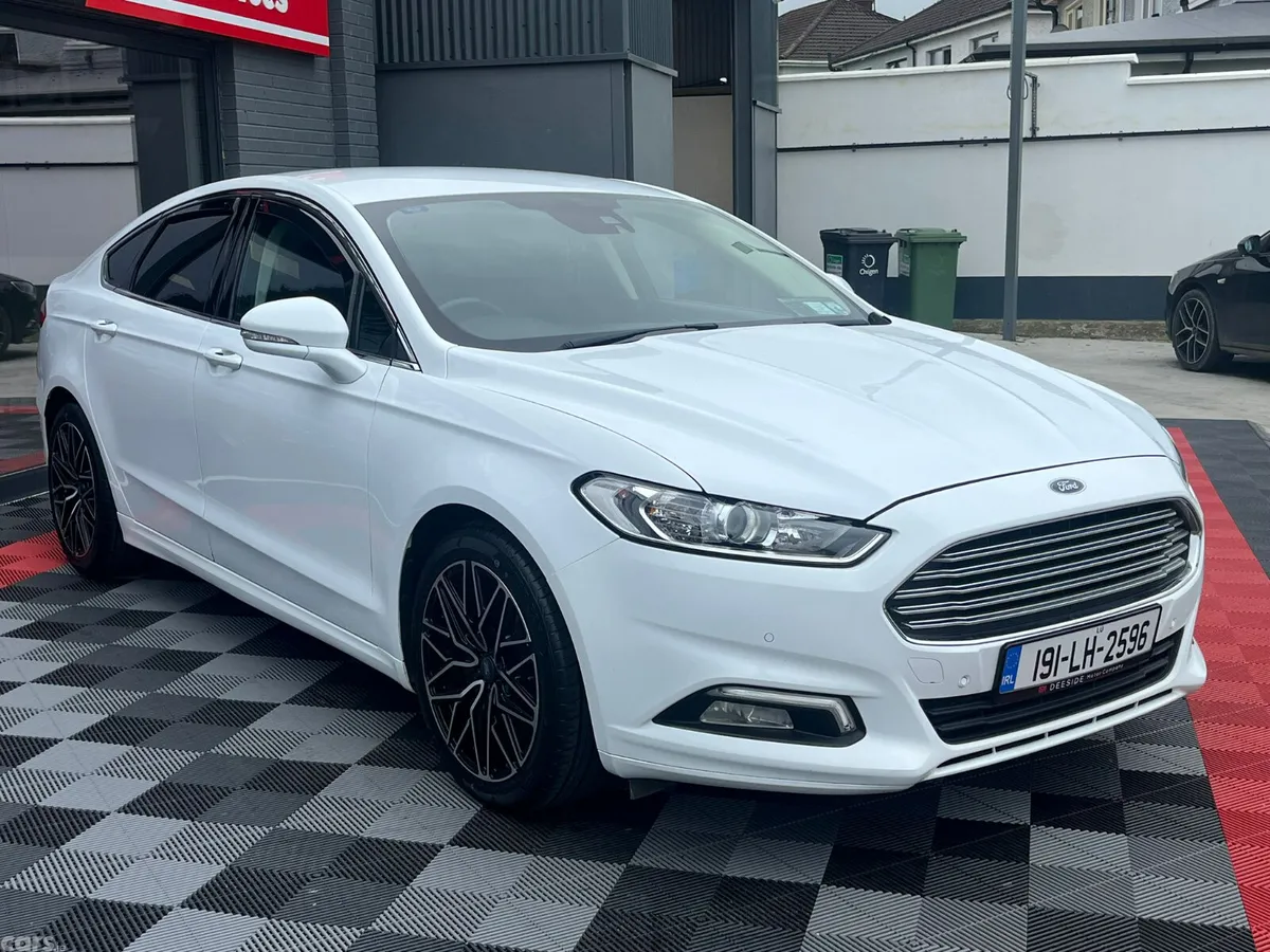 Ford Mondeo Hatchback, Diesel, 2019, White