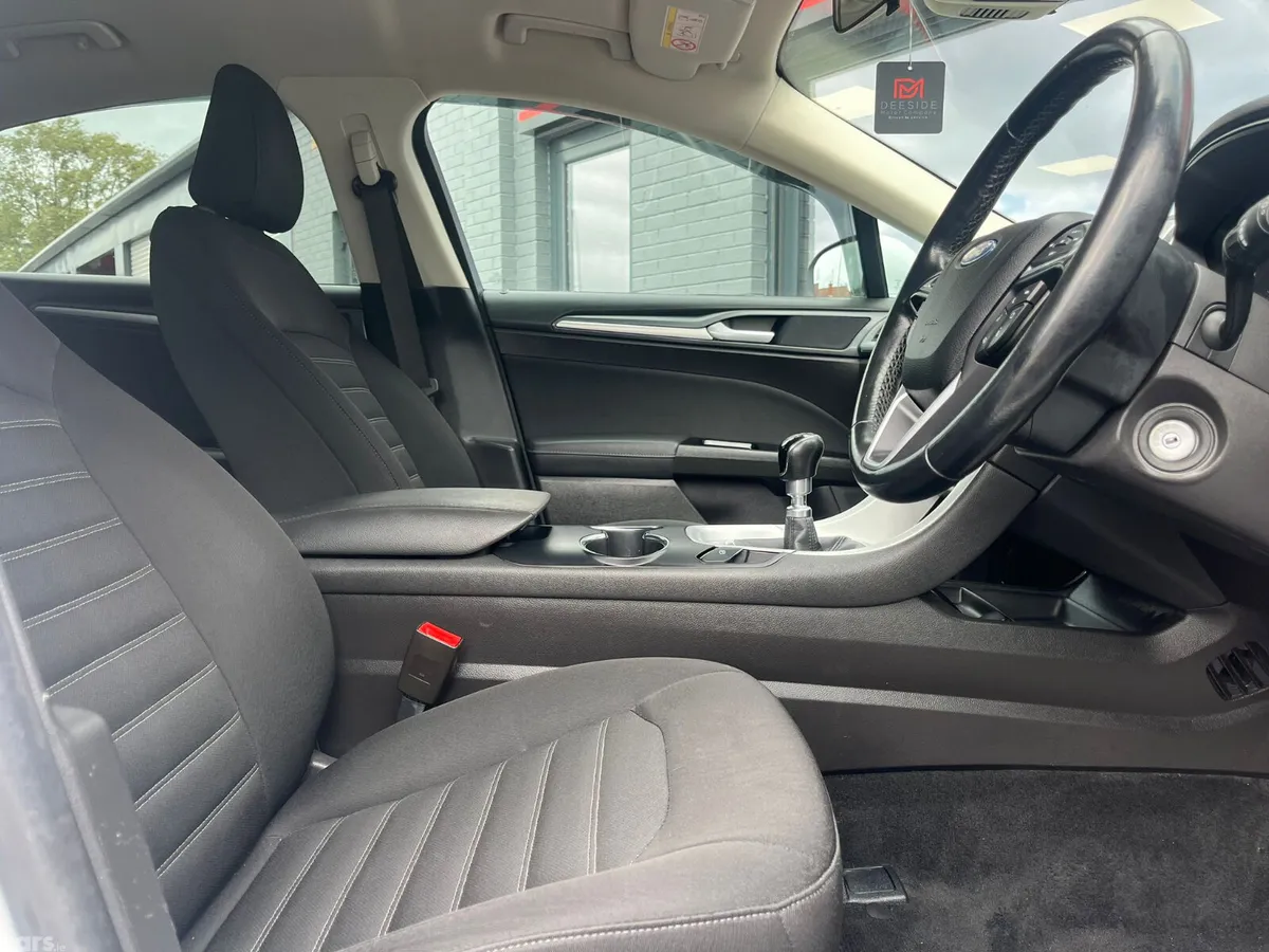 Ford Mondeo Hatchback, Diesel, 2019, White
