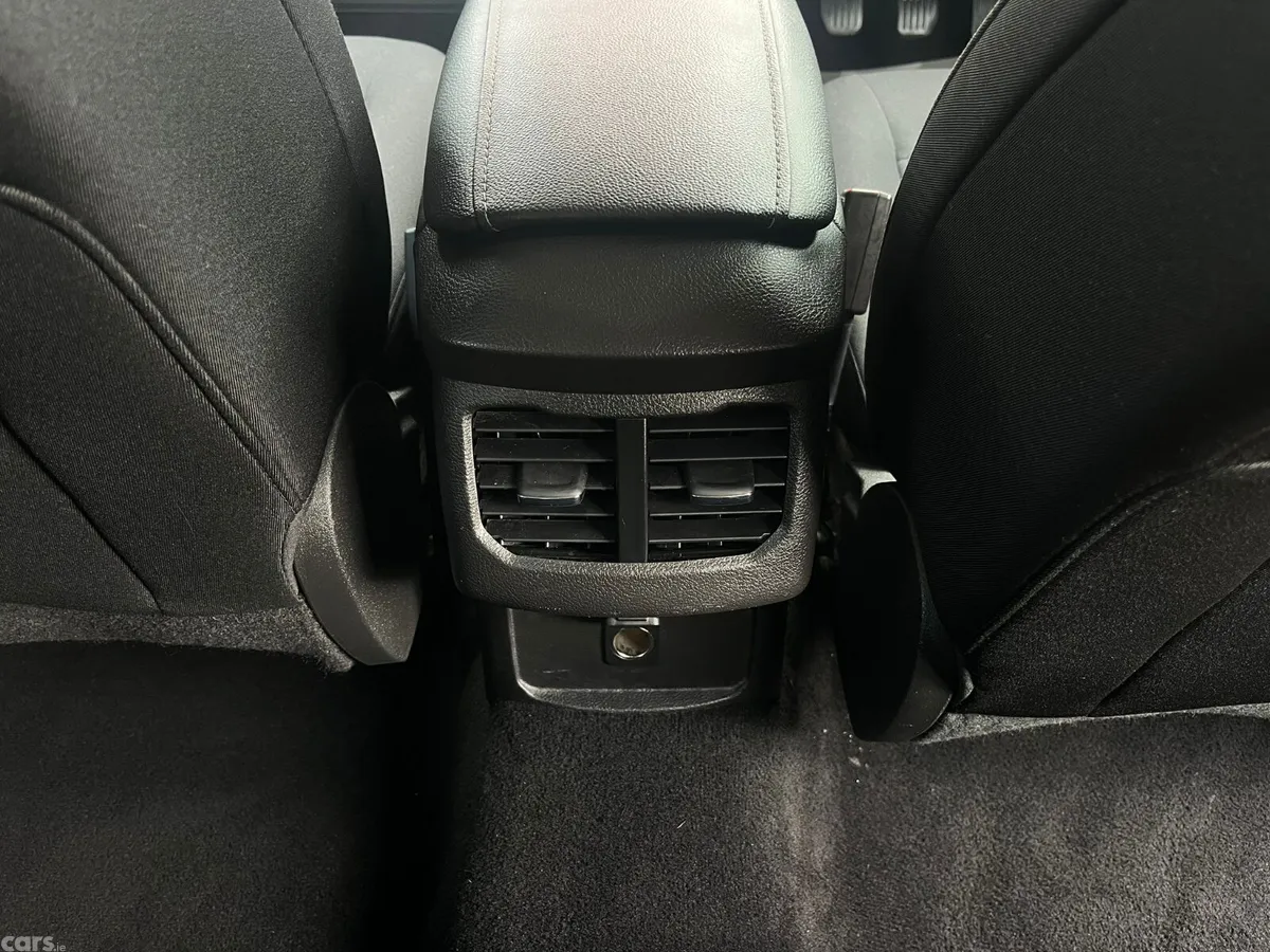 Ford Mondeo Hatchback, Diesel, 2019, White