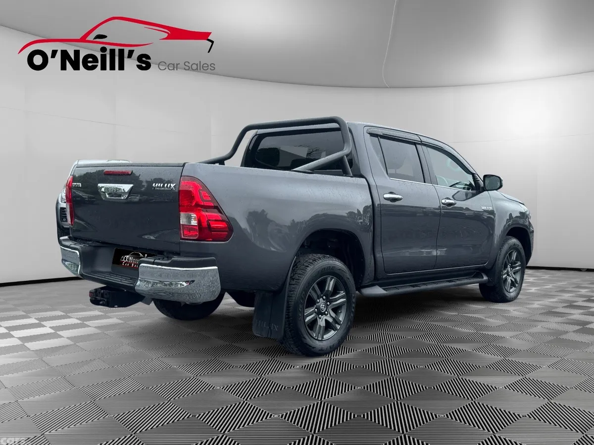 Toyota Hilux Pick Up, Diesel, 2025, Grey