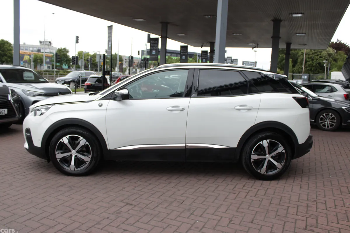 Peugeot 3008 Estate, Diesel, 2021, White