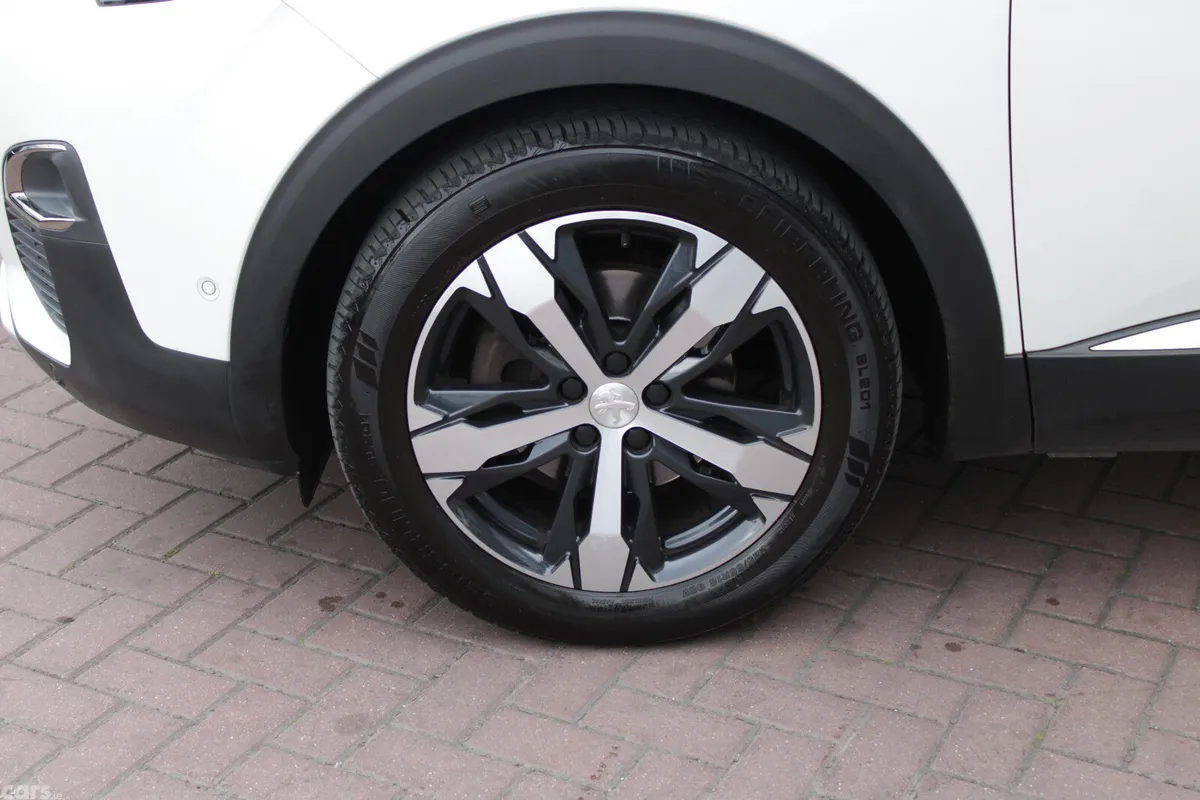 Peugeot 3008 Estate, Diesel, 2021, White