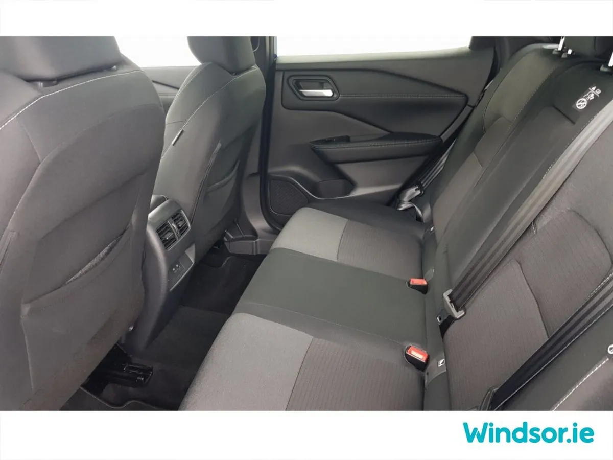 Nissan Qashqai MPV, Petrol Hybrid, 2024, Blue