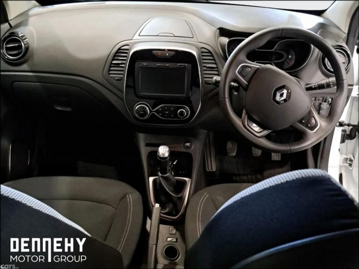 Renault Captur Hatchback, Petrol, 2020, White