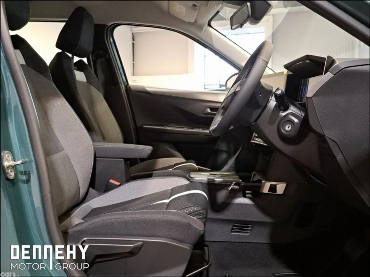 Opel Frontera SUV, Petrol, 2026, 