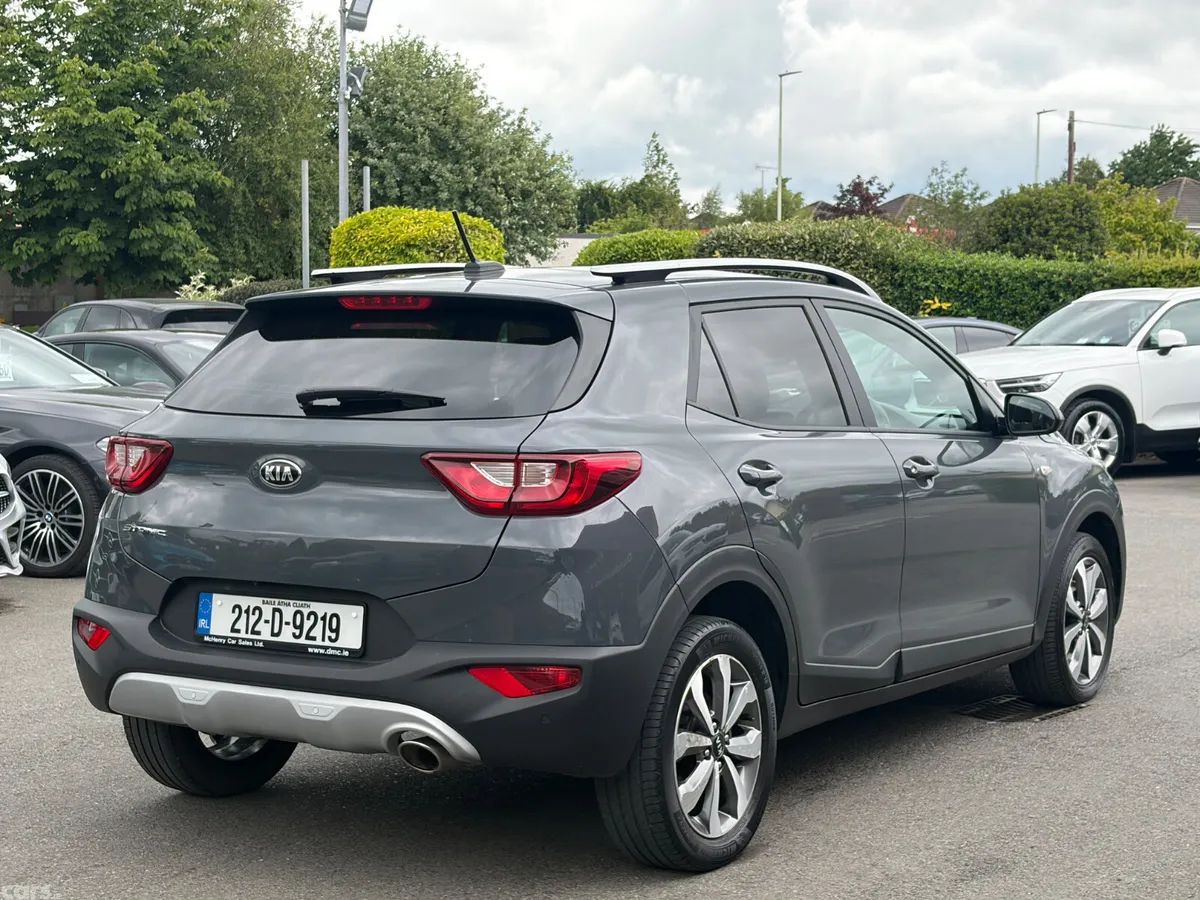 Kia Stonic Hatchback, Petrol, 2021, Grey
