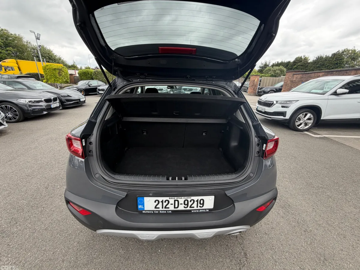 Kia Stonic Hatchback, Petrol, 2021, Grey