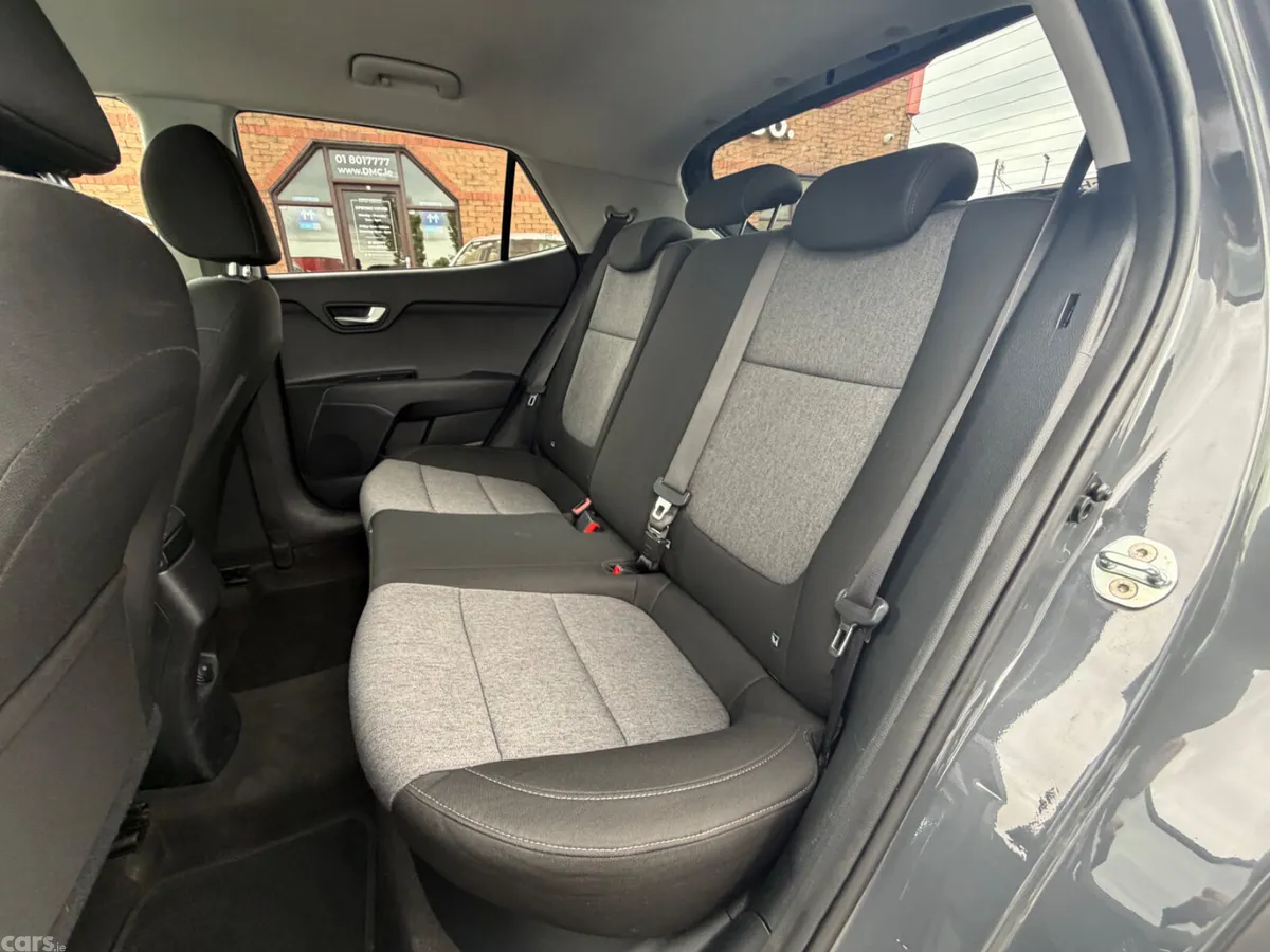 Kia Stonic Hatchback, Petrol, 2021, Grey