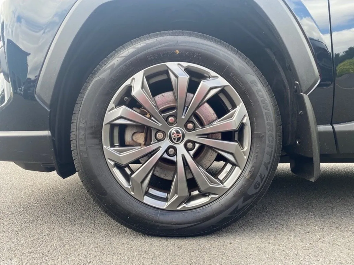 Toyota RAV4 SUV, Petrol Hybrid, 2024, Black