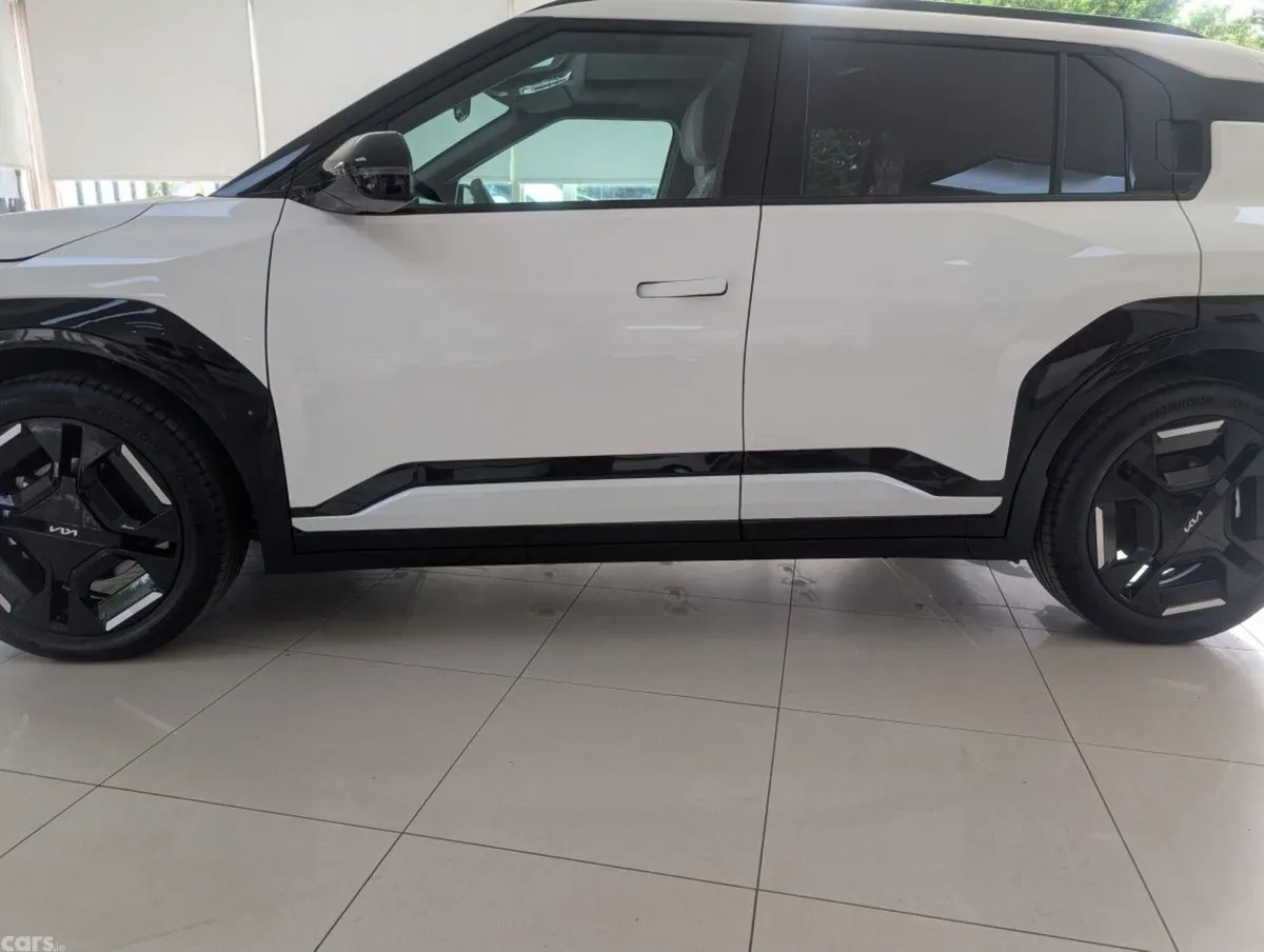 Kia EV3 SUV, Electric, 2026, White