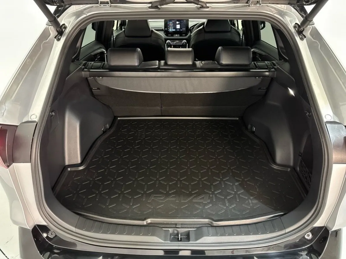 Toyota RAV4 SUV, Petrol Hybrid, 2024, Grey