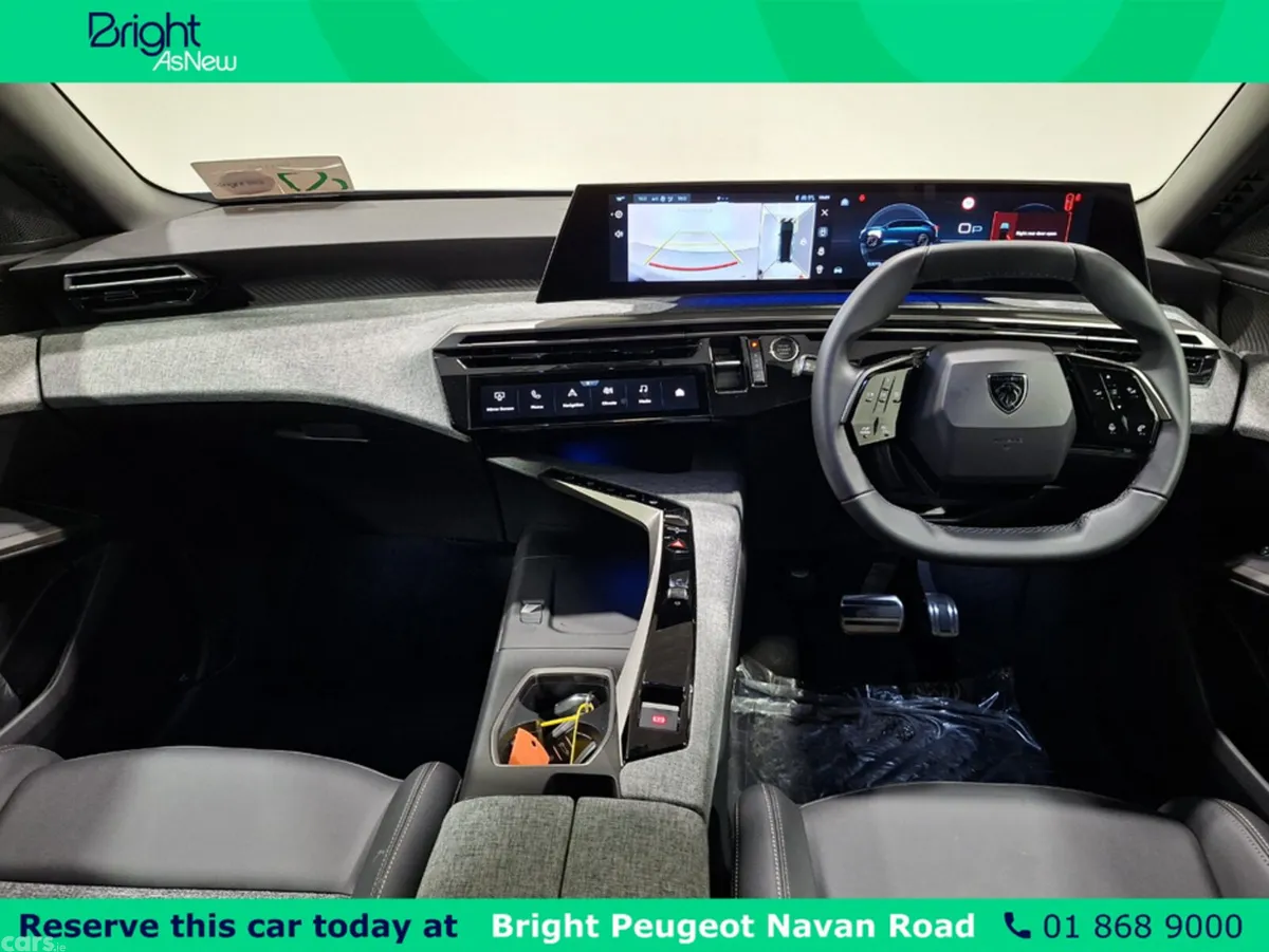 Peugeot 5008 MPV, Petrol, 2026, Blue
