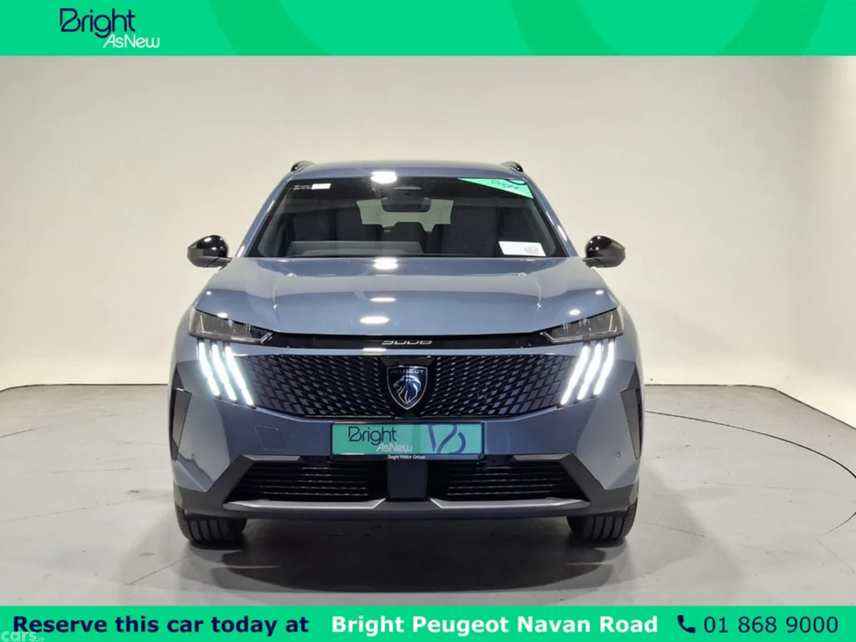 Peugeot 5008 MPV, Petrol, 2026, Blue