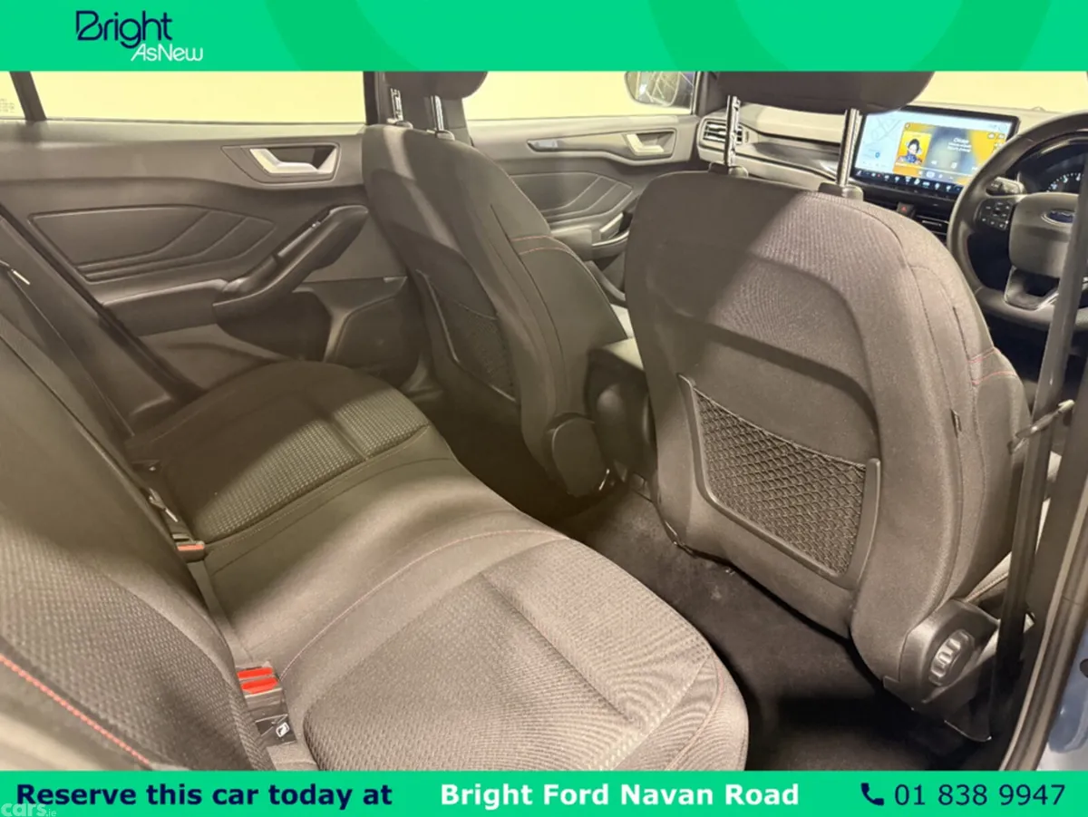 Ford Focus Estate, Petrol, 2024, Blue