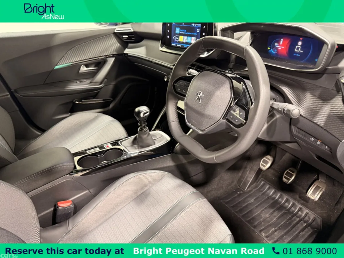 Peugeot 2008 MPV, Petrol, 2023, Blue