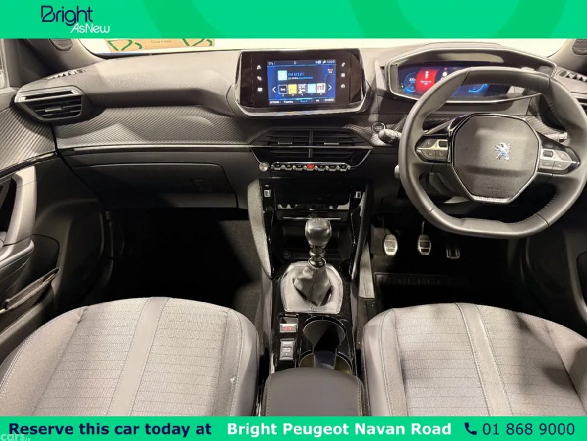 Peugeot 2008 MPV, Petrol, 2023, Blue