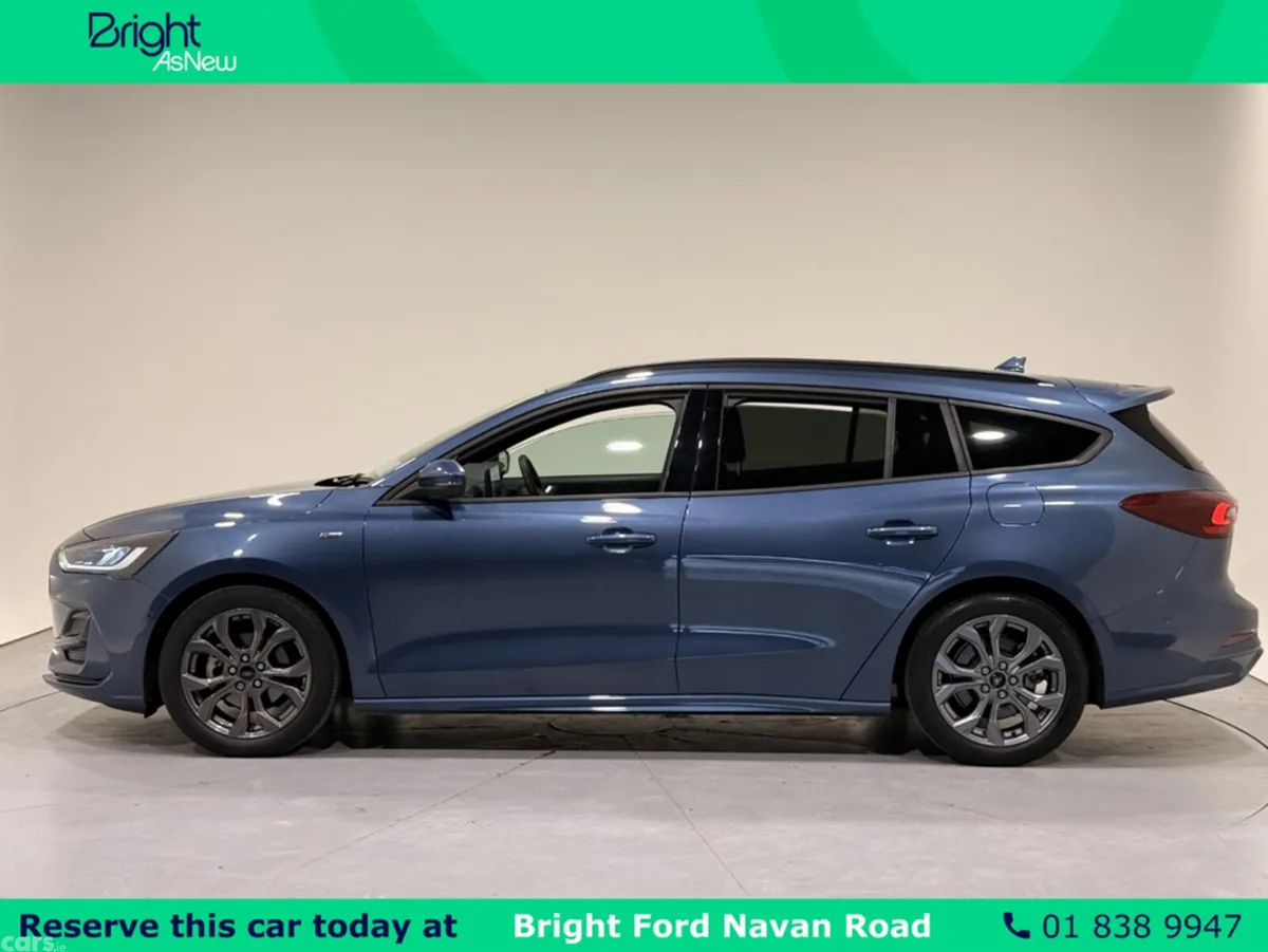 Ford Focus Estate, Petrol, 2024, Blue