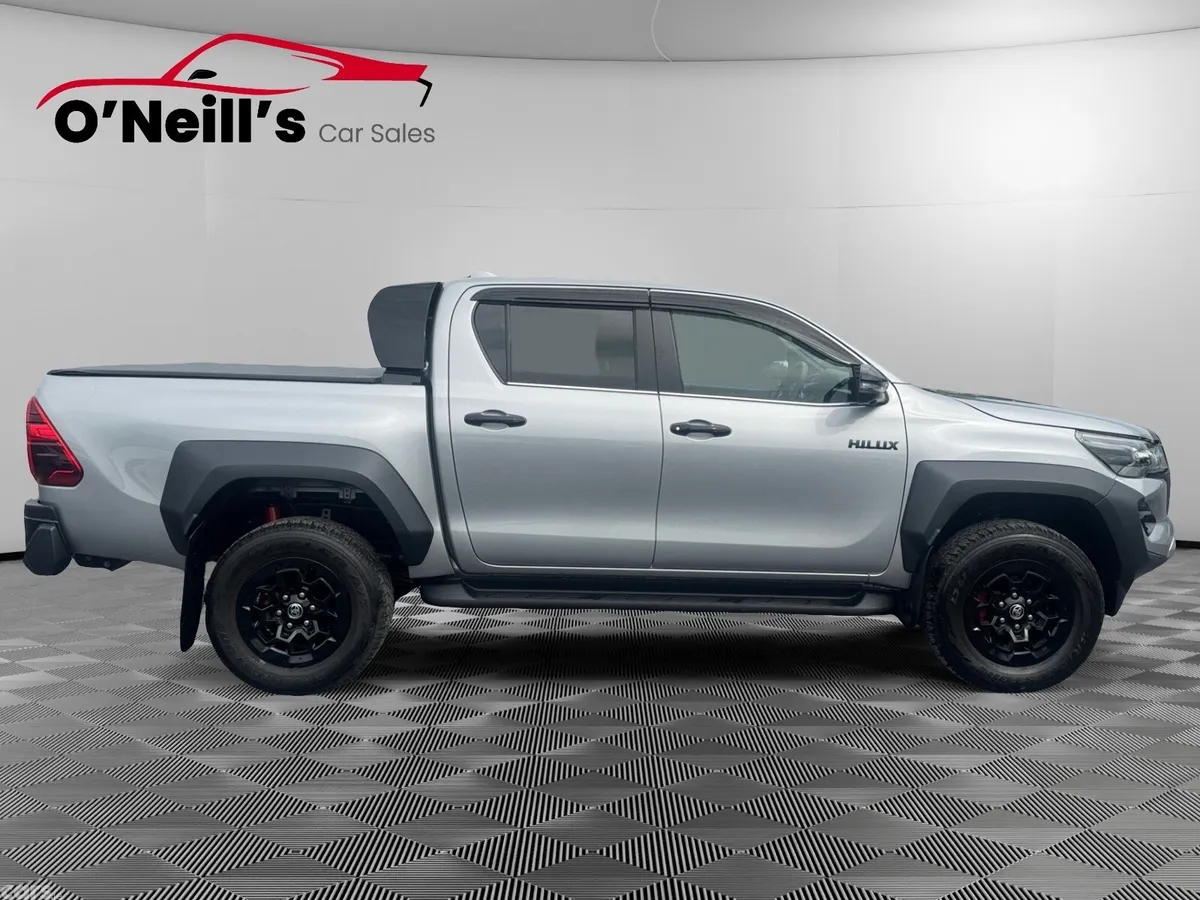 Toyota Hilux Pick Up, Diesel, 2025, Grey