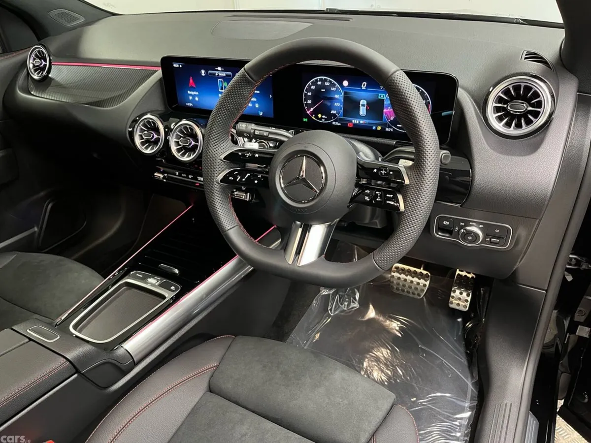 Mercedes-Benz GLA SUV, Petrol Hybrid, 2026, Black