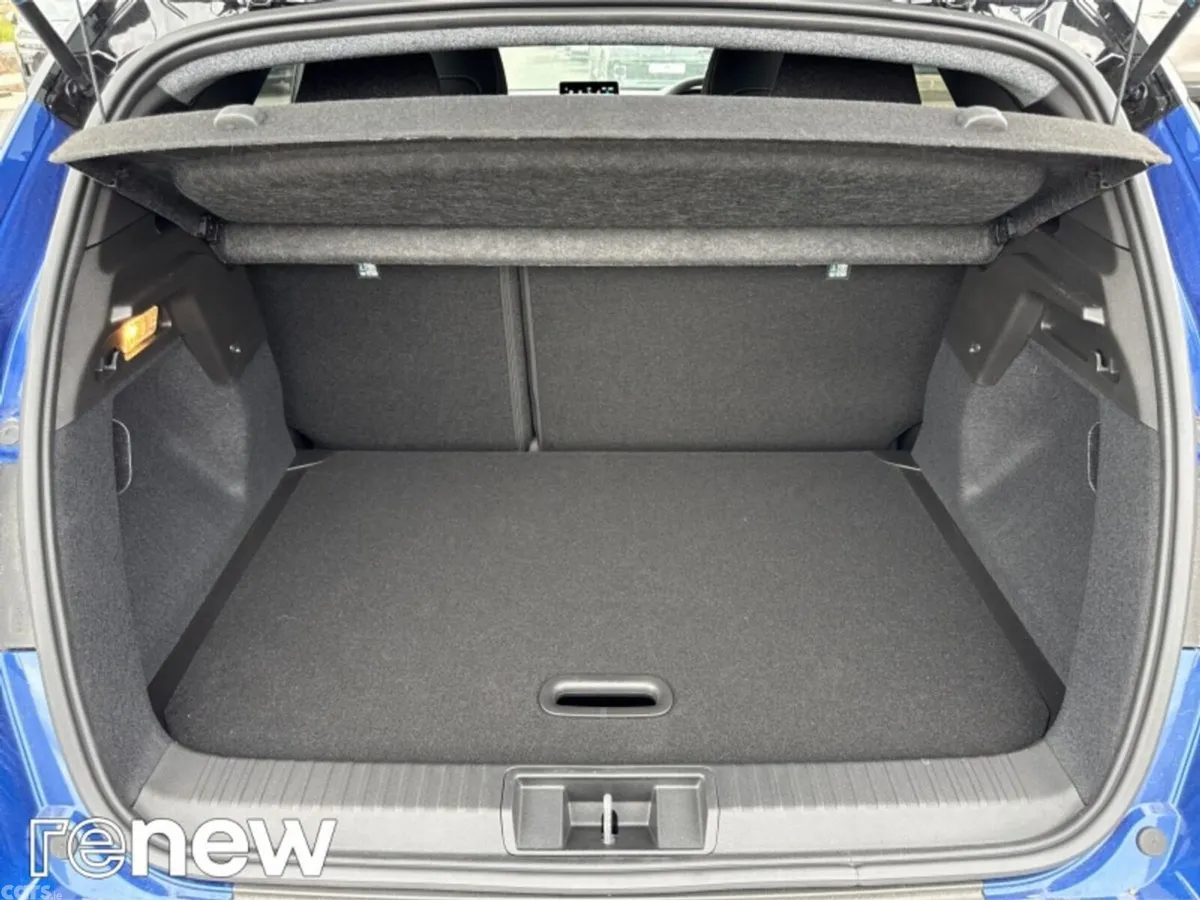 Renault Captur Hatchback, Petrol, 2026, Blue