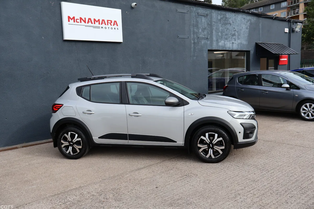 Dacia Sandero Stepway Hatchback, Petrol, 2023, Grey