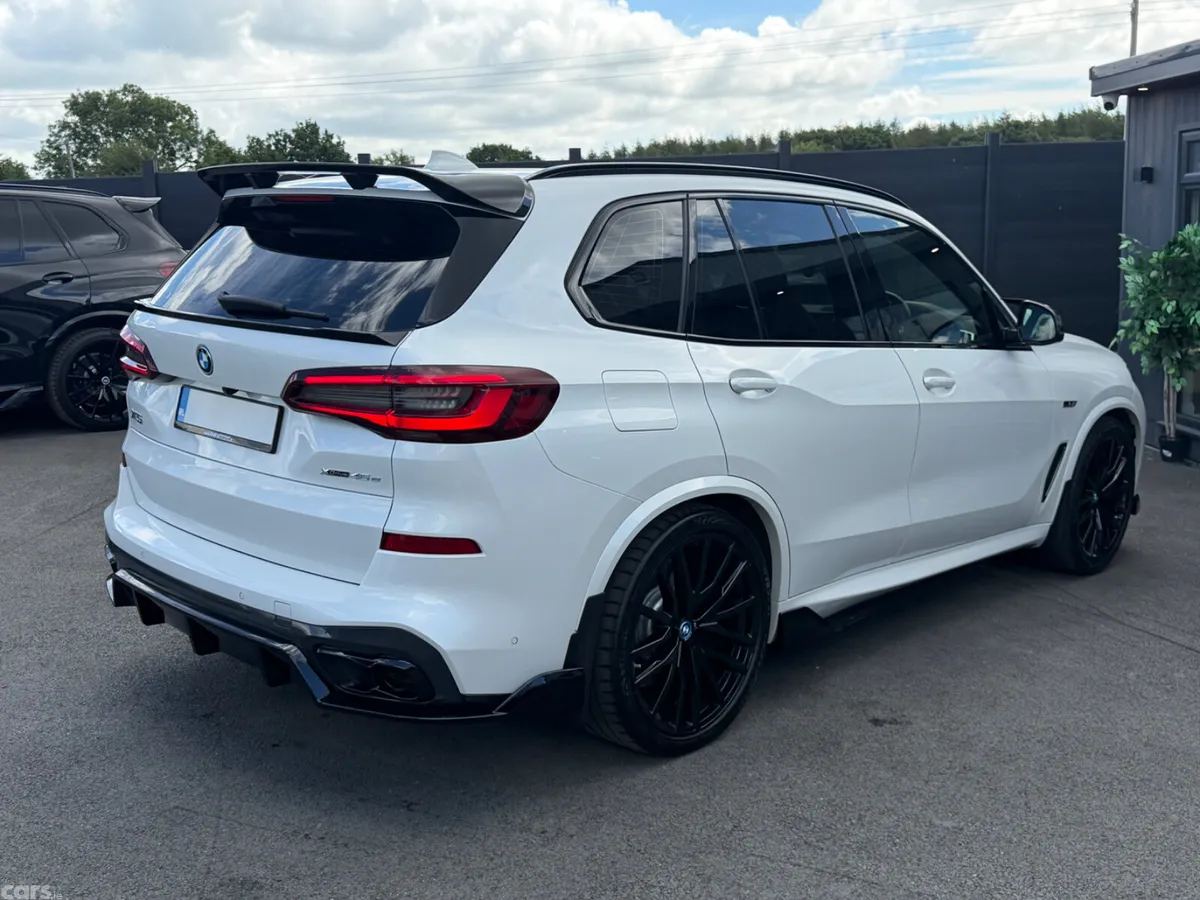 BMW X5 SUV, Petrol Hybrid, 2022, White