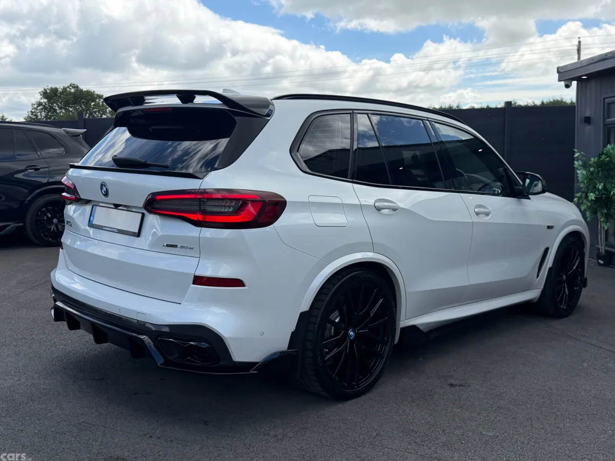 BMW X5 SUV, Petrol Hybrid, 2022, White