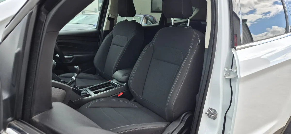 Ford Kuga SUV, Diesel, 2017, White