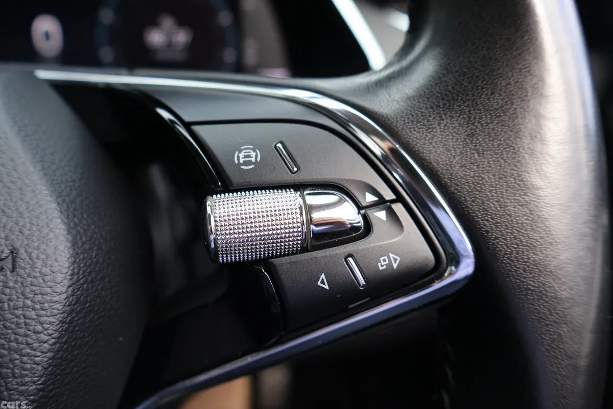 Skoda Octavia Saloon, Diesel, 2021, Black