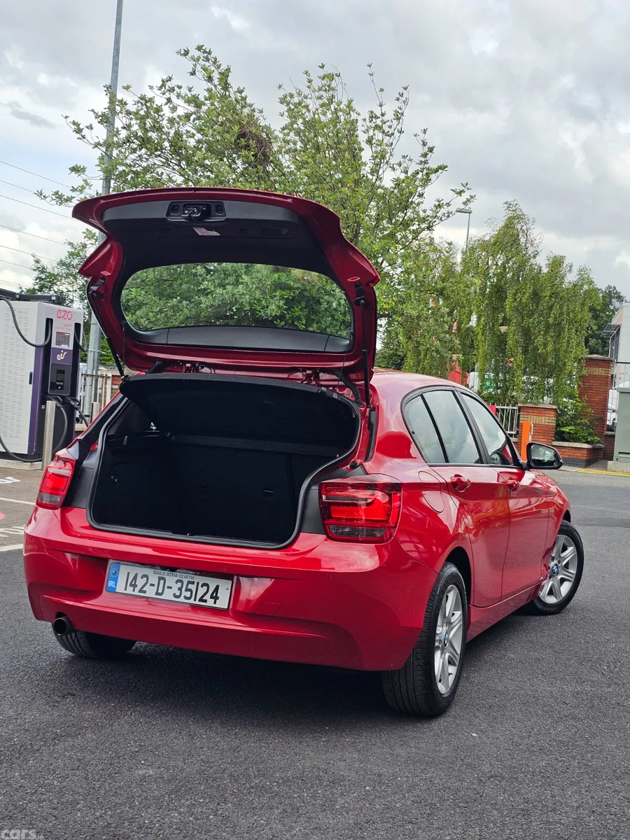 BMW 1-Series Hatchback, Petrol, 2014, Red