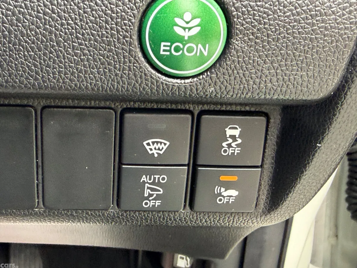 Honda Fit Hatchback, Petrol Hybrid, 2017, White