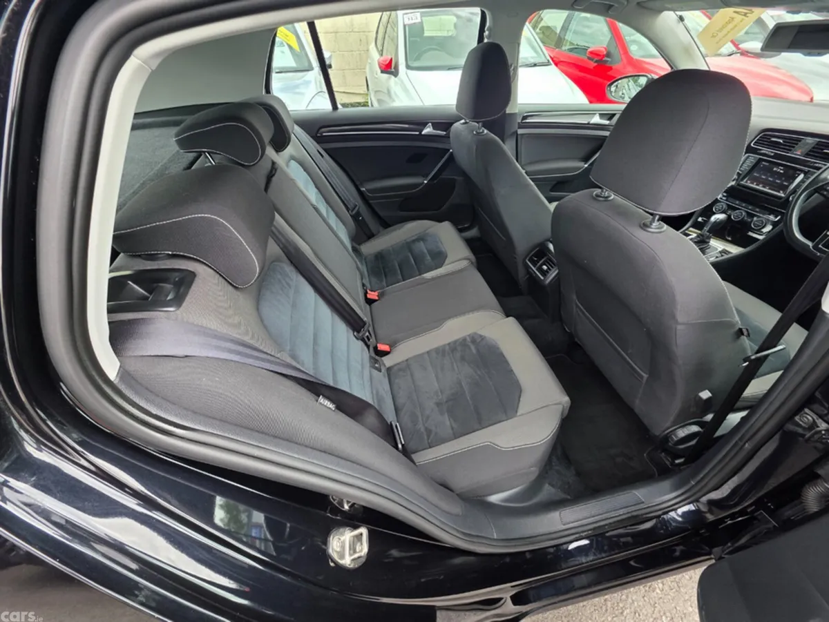 Volkswagen Golf Hatchback, Petrol, 2013, Black