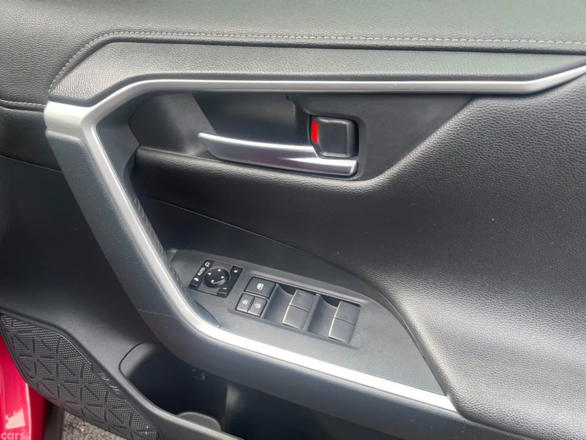 Toyota RAV4 SUV, Petrol Hybrid, 2019, Red