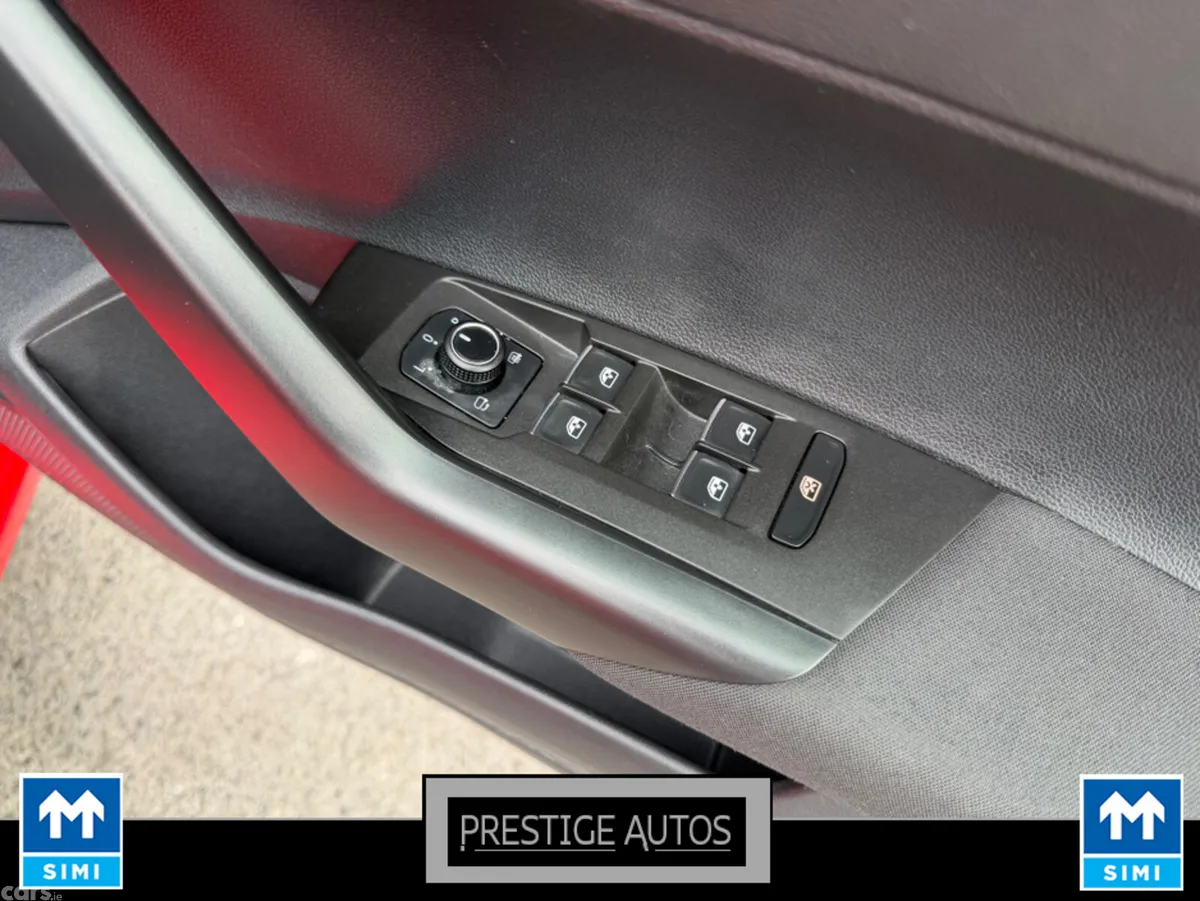 Volkswagen Polo Hatchback, Petrol, 2018, Red