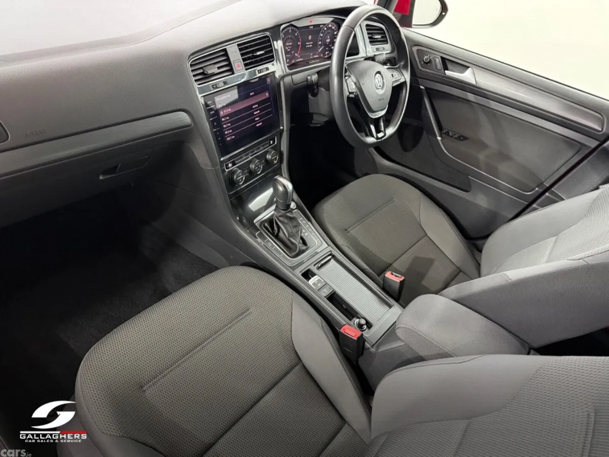 Volkswagen Golf Hatchback, Diesel, 2020, Red