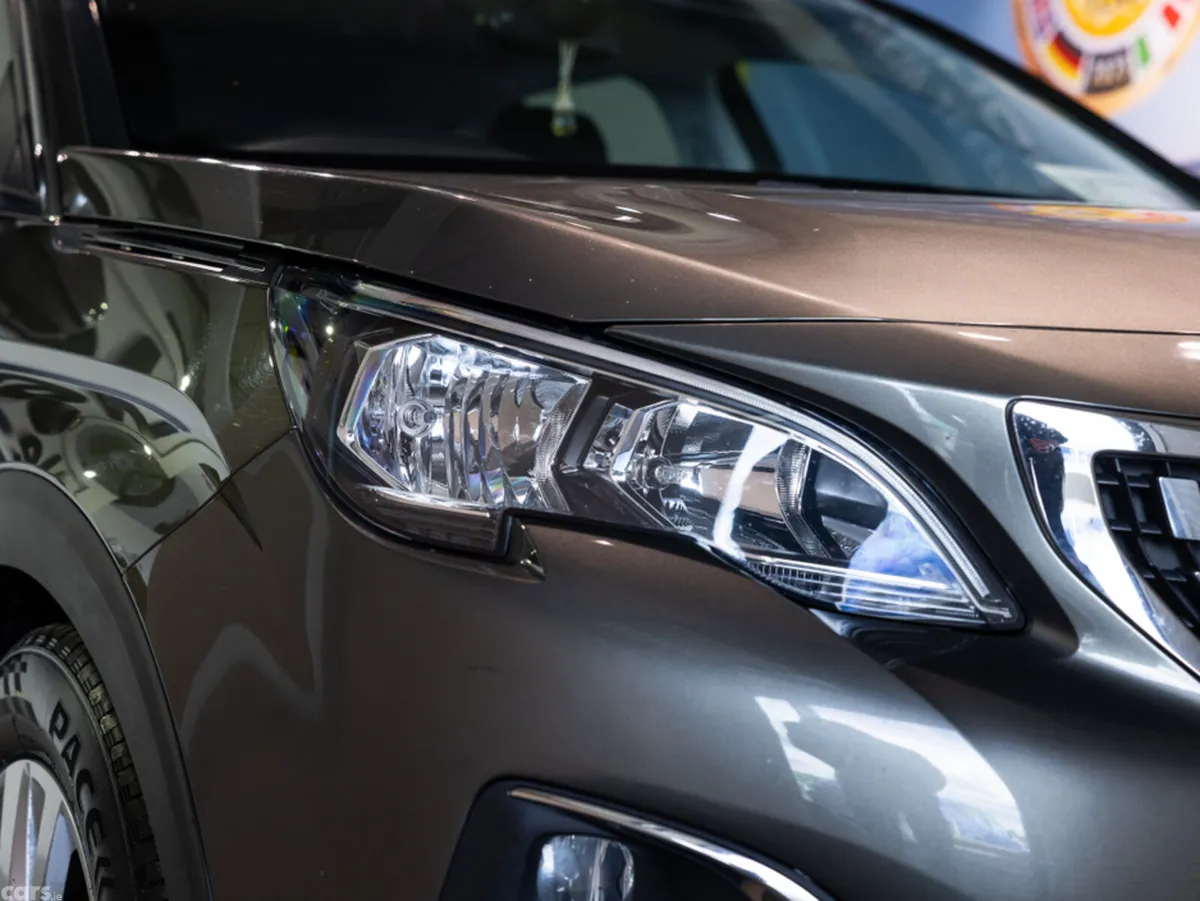 Peugeot 3008 MPV, Diesel, 2018, Grey