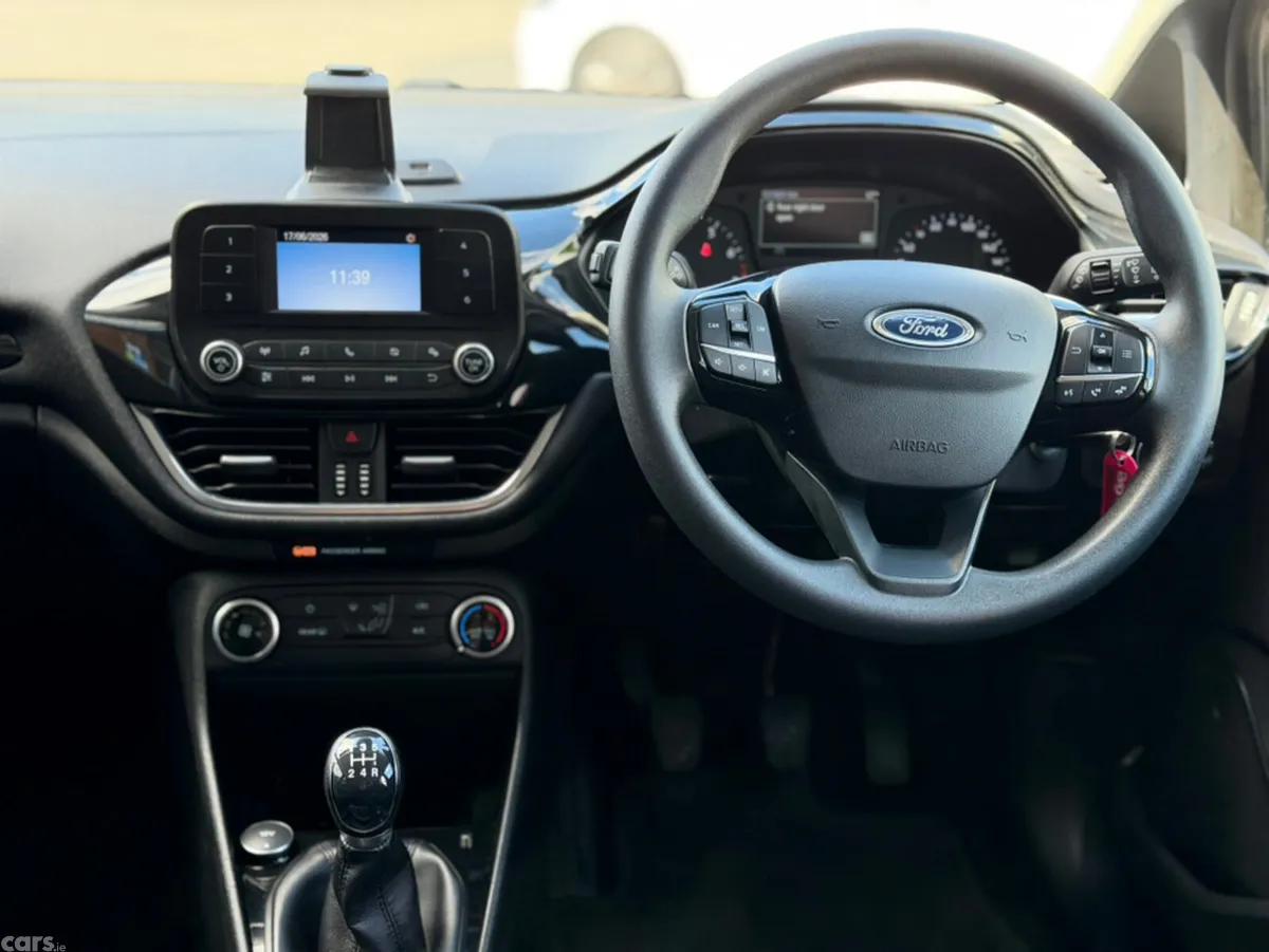 Ford Fiesta Hatchback, Petrol, 2019, Grey