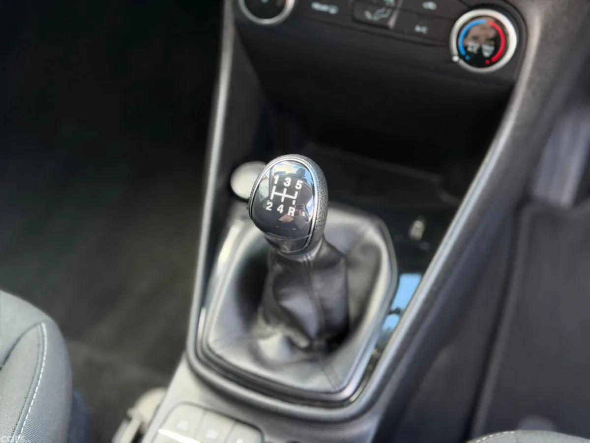 Ford Fiesta Hatchback, Petrol, 2019, Grey