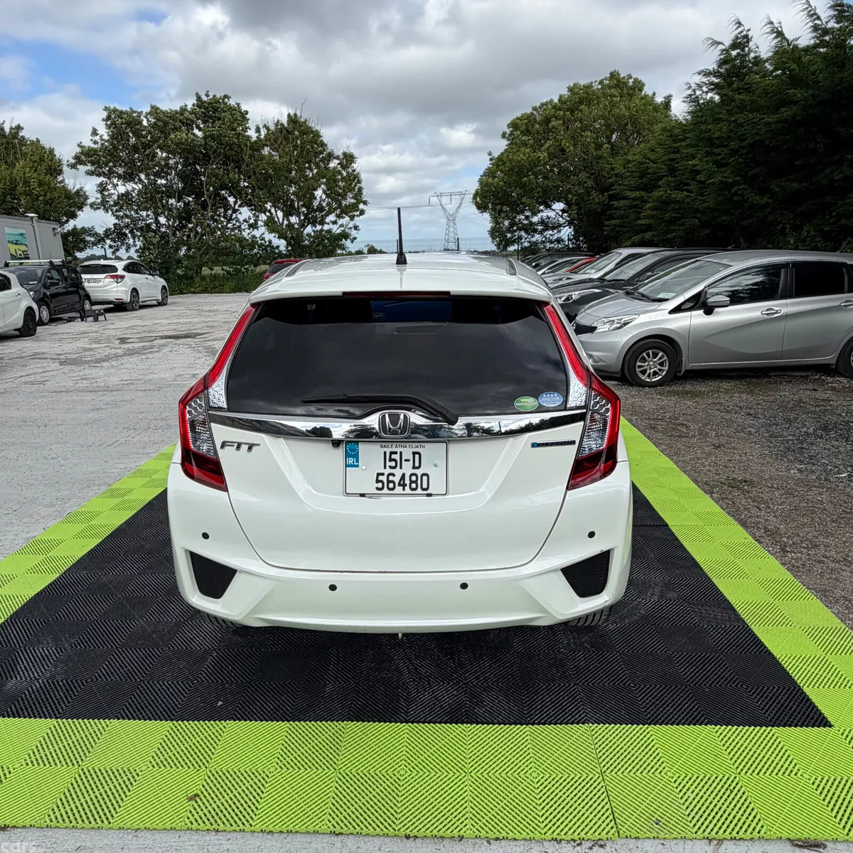 Honda Fit Hatchback, Petrol Hybrid, 2015, White
